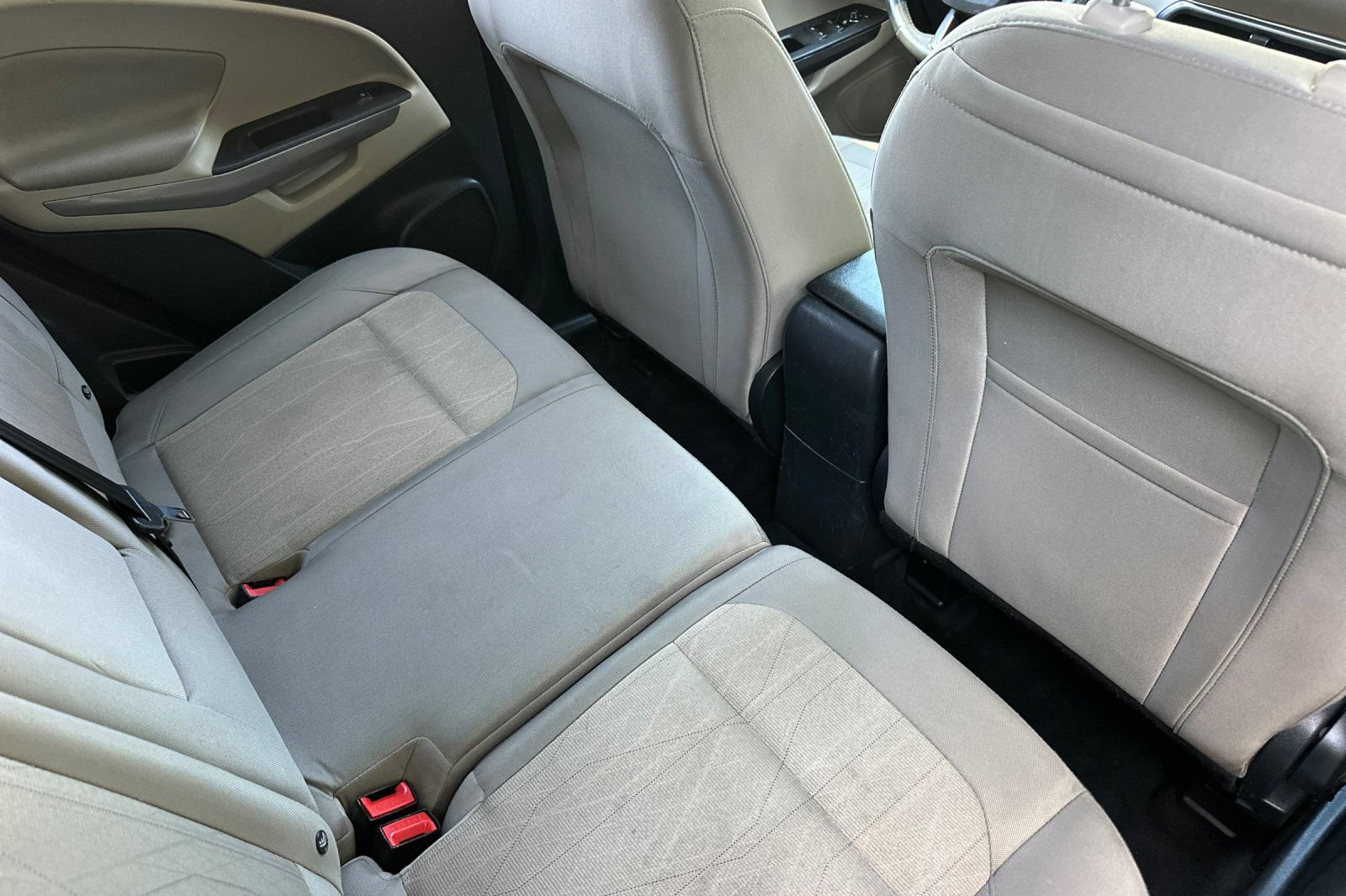 Certified 2020 Ford EcoSport SE FWD image 18