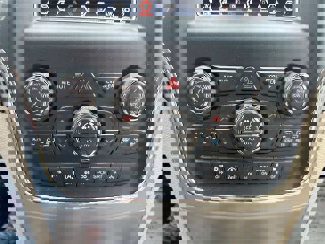 Used 2018 Jeep Grand Cherokee Laredo image 18