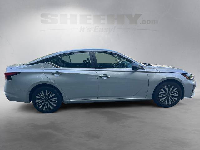 Used 2024 Nissan Altima 2.5 SV FWD image 10