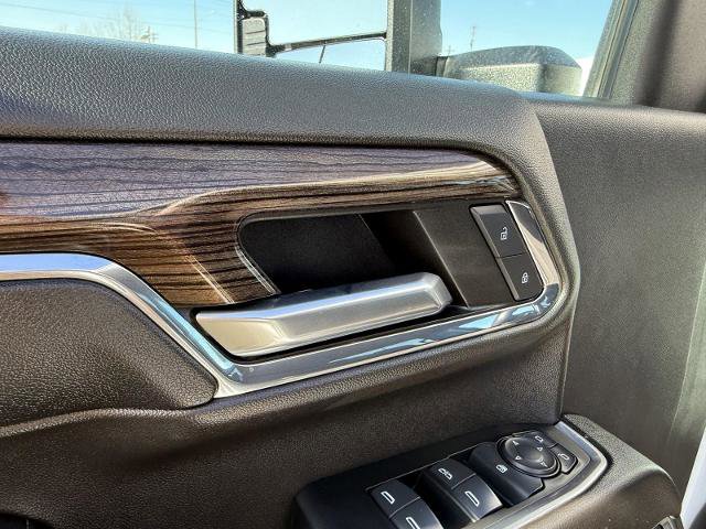 Used 2024 Chevrolet Silverado 2500 LT image 13