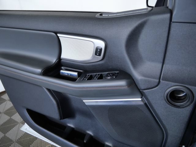 Certified 2025 Ford Expedition Active AWD/4WD image 26