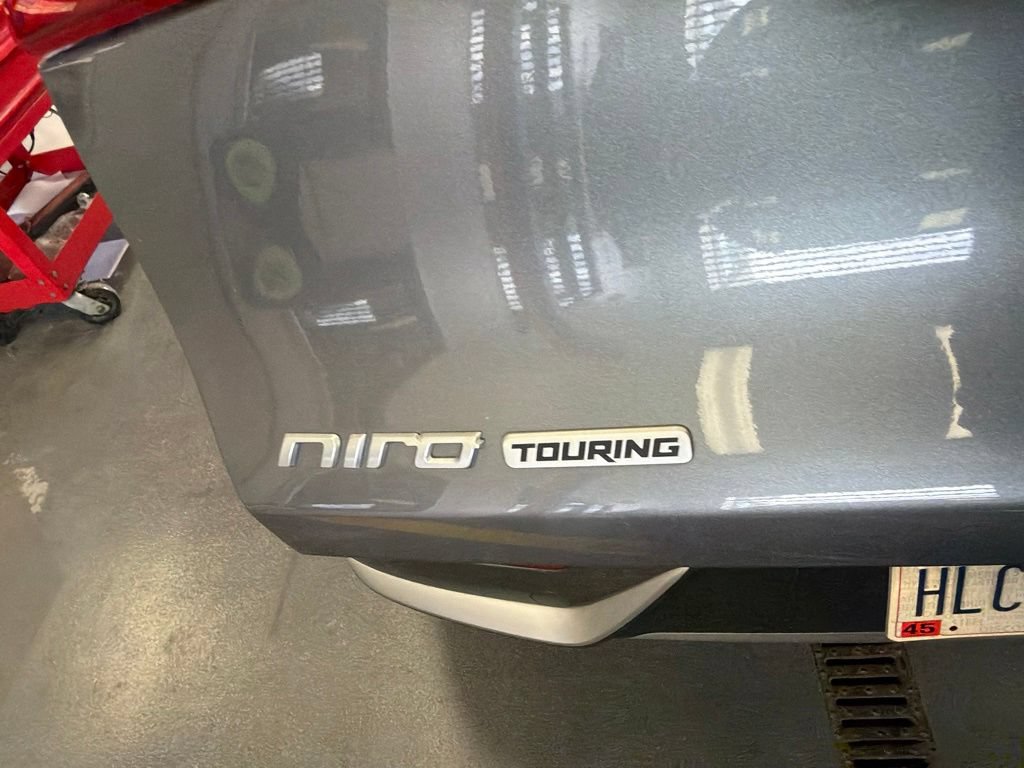 Used 2018 Kia Niro Touring FWD image 9