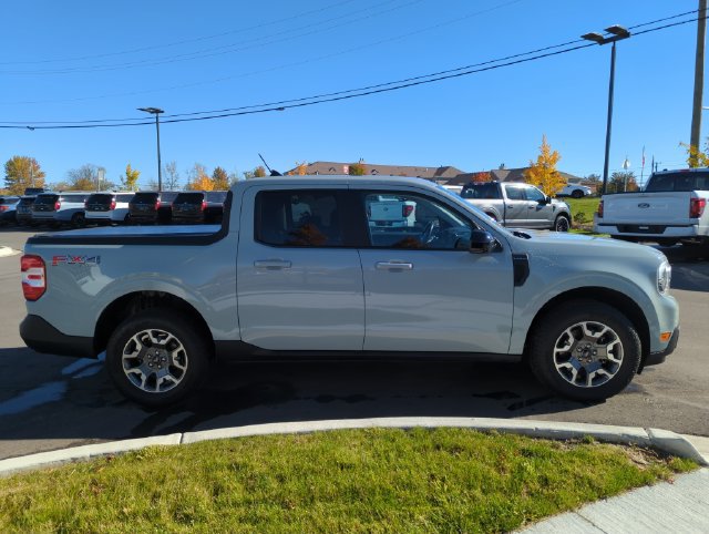 Certified 2024 Ford Maverick Lariat w/ FX4 Off-Road Package AWD/4WD image 6