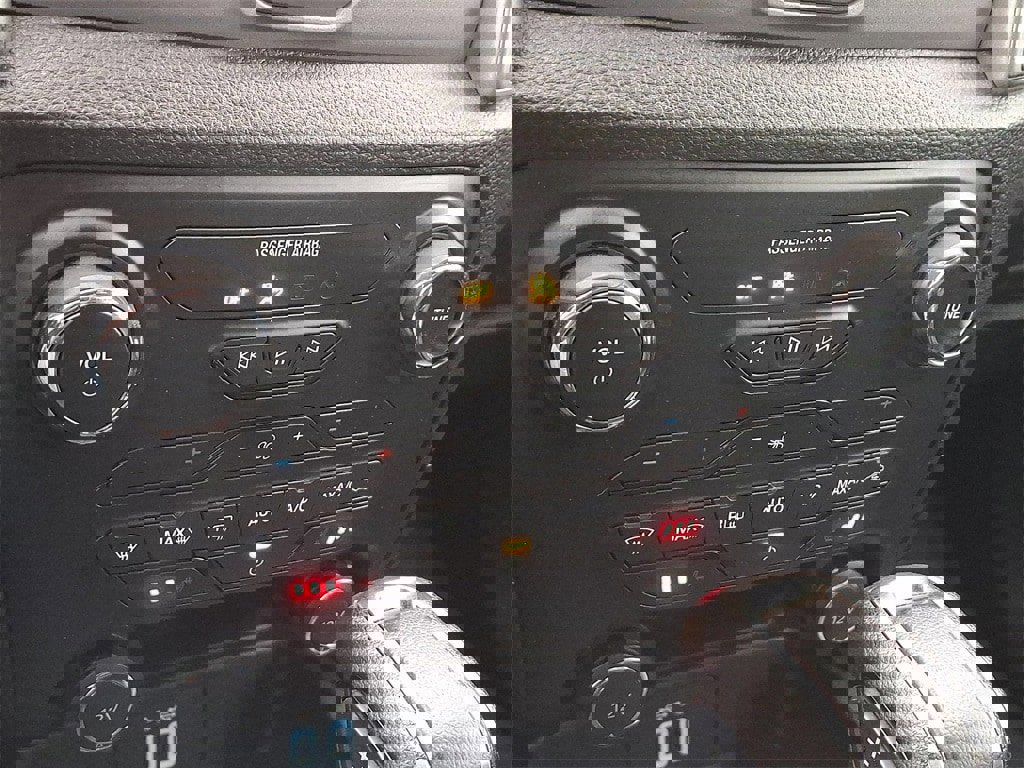 Certified 2021 Ford Ranger XLT w/ Equipment Group 302A High image 16