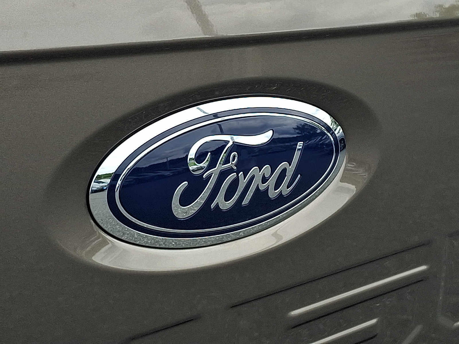 Certified 2023 Ford F150 Lariat w/ Equipment Group 502A High AWD/4WD image 31