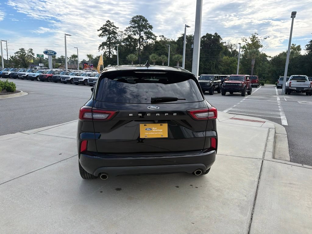 Certified 2023 Ford Escape ST-Line w/ Tech Pack #1 FWD image 6