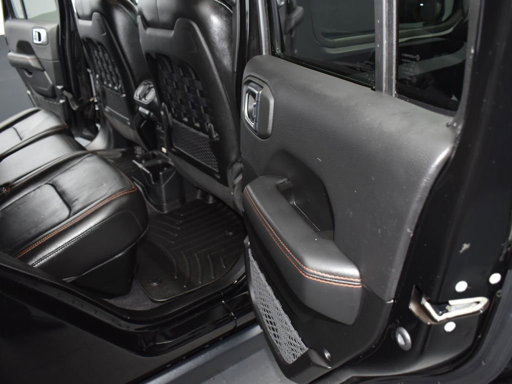 Used 2023 Jeep Gladiator Mojave w/ LED Lighting Group AWD/4WD image 15