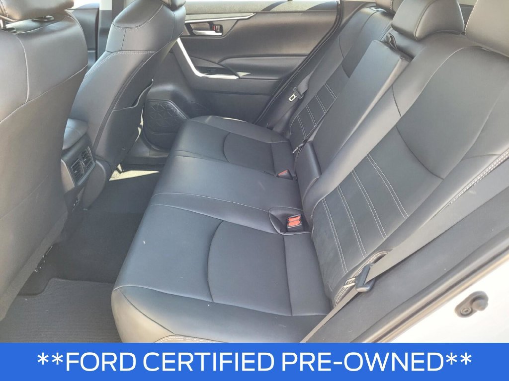 Used 2024 Toyota RAV4 XLE Premium FWD image 21
