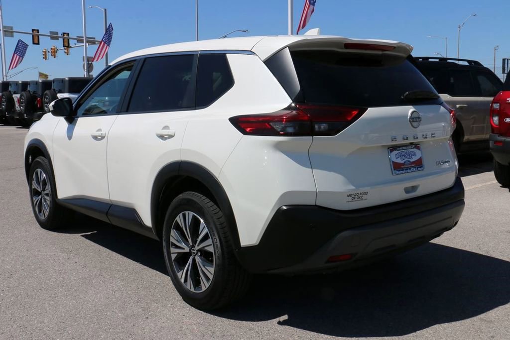 Used 2023 Nissan Rogue SV image 7