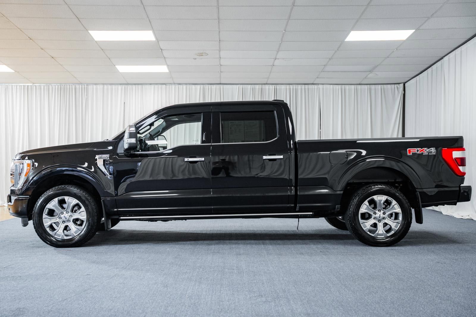 Certified 2023 Ford F150 Platinum w/ FX4 Off-Road Package image 5