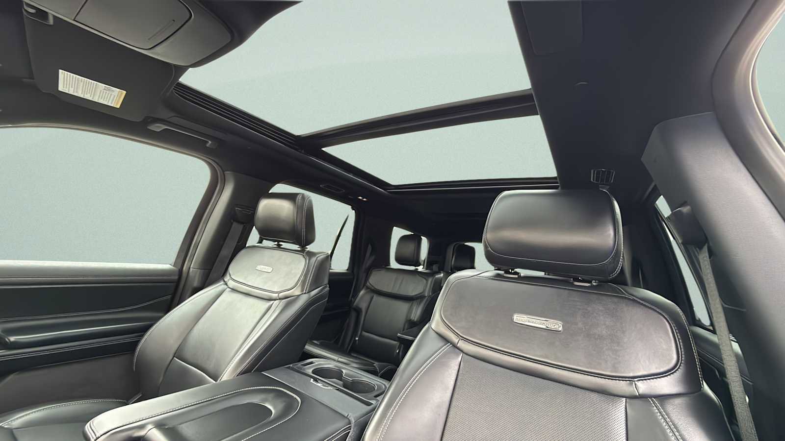 Certified 2025 Ford Expedition Platinum w/ Stealth Performance Package image 27