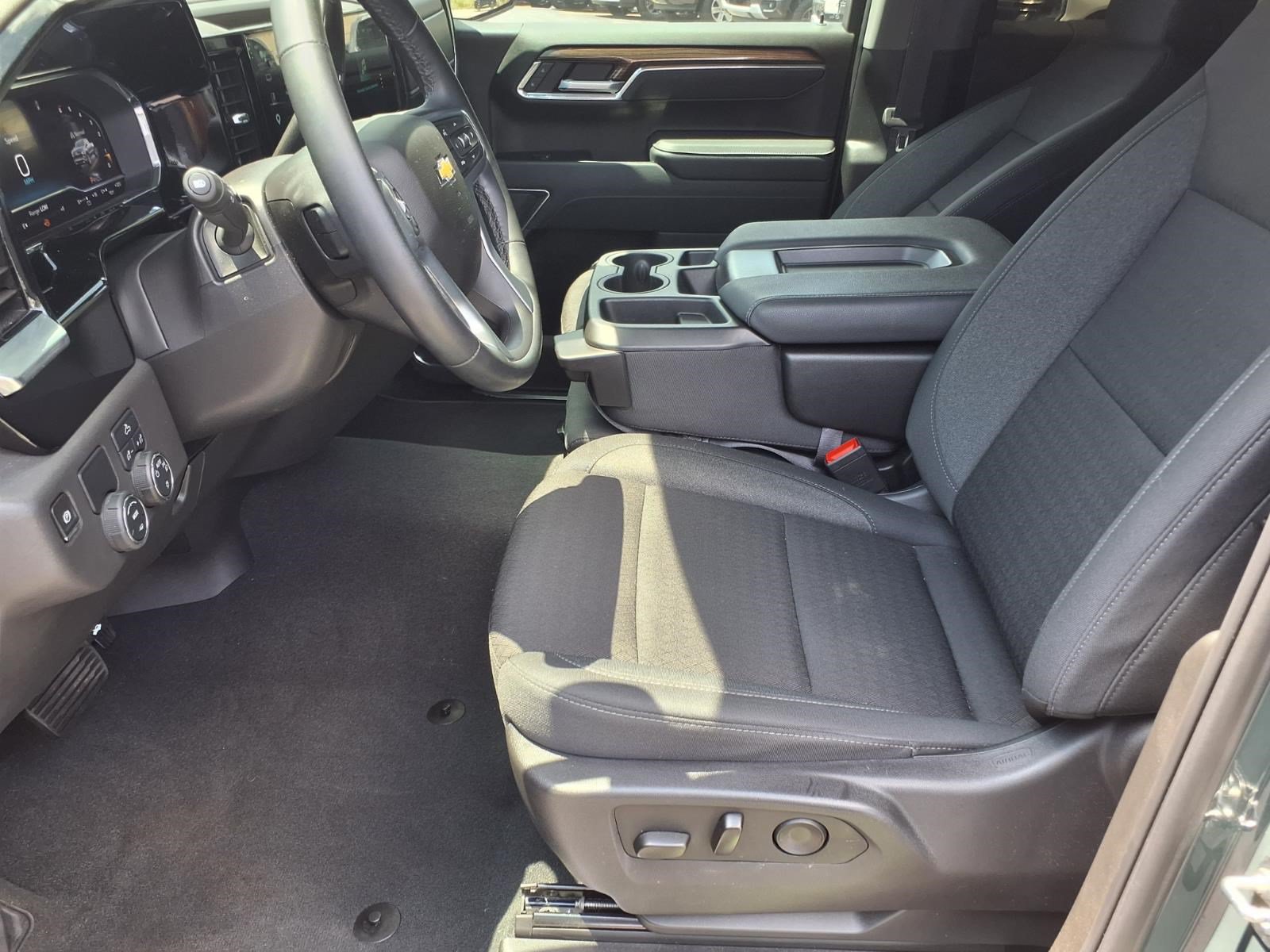Used 2025 Chevrolet Silverado 1500 LT w/ Texas Edition Plus RWD image 14