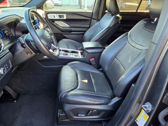 Certified 2020 Ford Explorer ST w/ Premium Technology Package AWD/4WD image 11