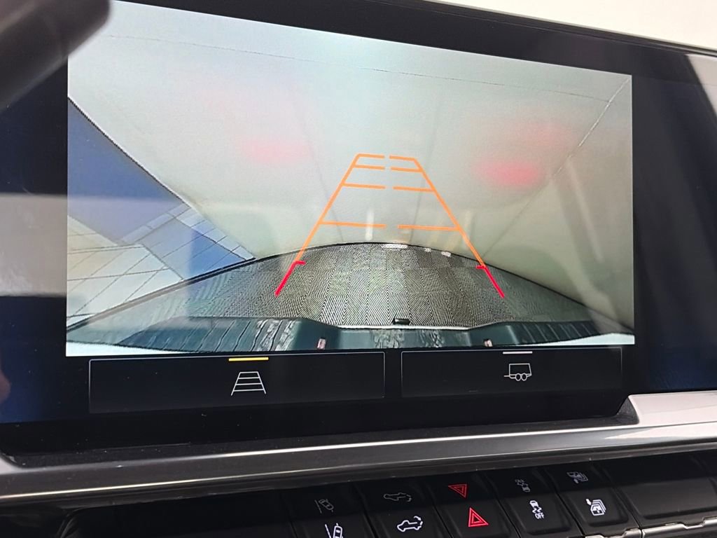 Used 2024 Chevrolet Silverado 3500 LT image 20