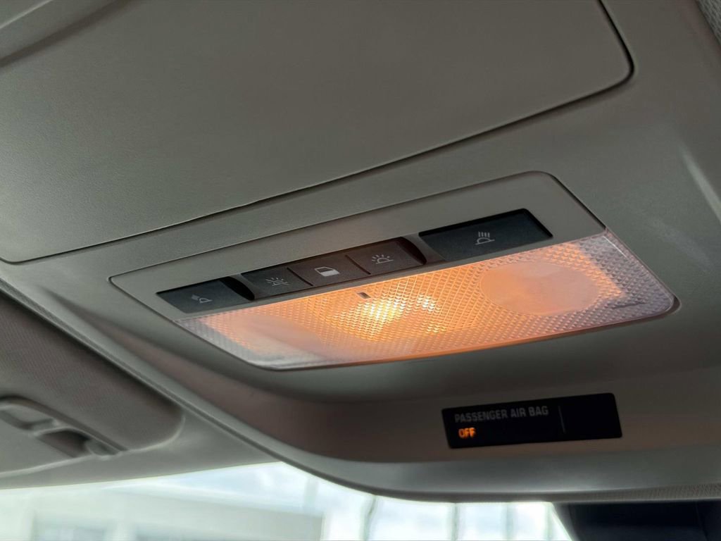 Used 2022 Chevrolet Colorado LT w/ Fleet Safety Package image 25