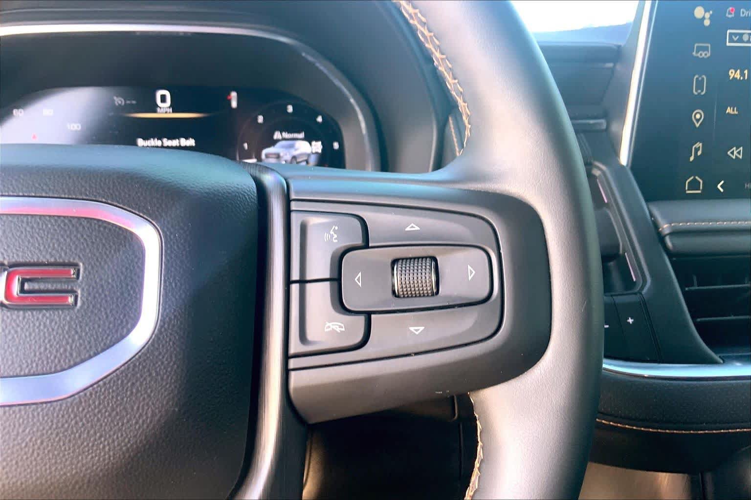 Used 2024 GMC Yukon AT4 w/ AT4 Premium Plus Package AWD/4WD image 25
