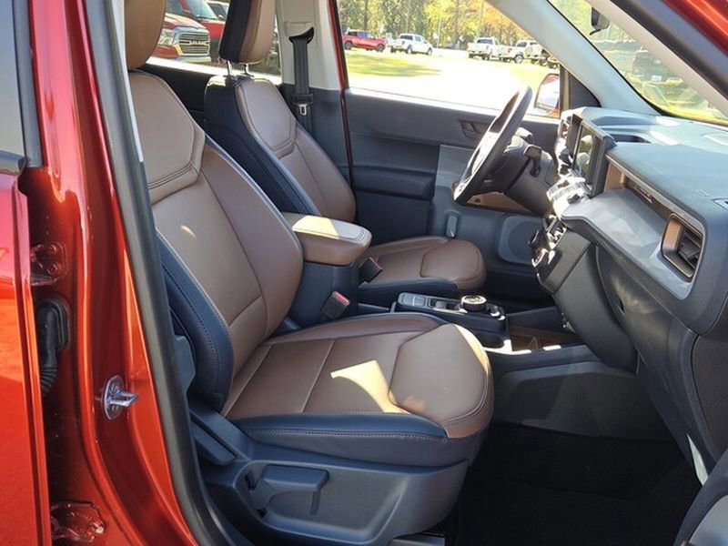 Certified 2024 Ford Maverick Lariat image 16