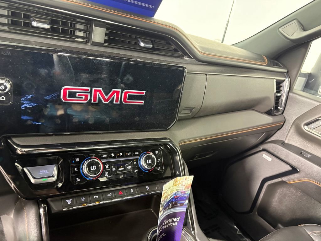 Used 2024 GMC Sierra 2500 AT4 AWD/4WD image 17