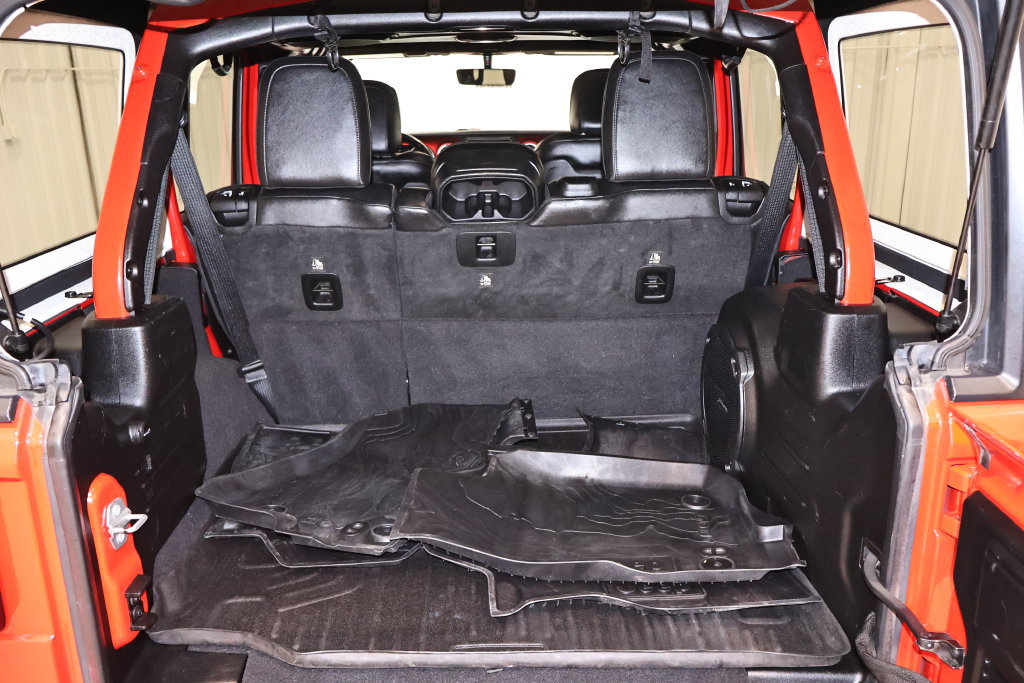 Used 2018 Jeep Wrangler Unlimited Rubicon AWD/4WD image 33