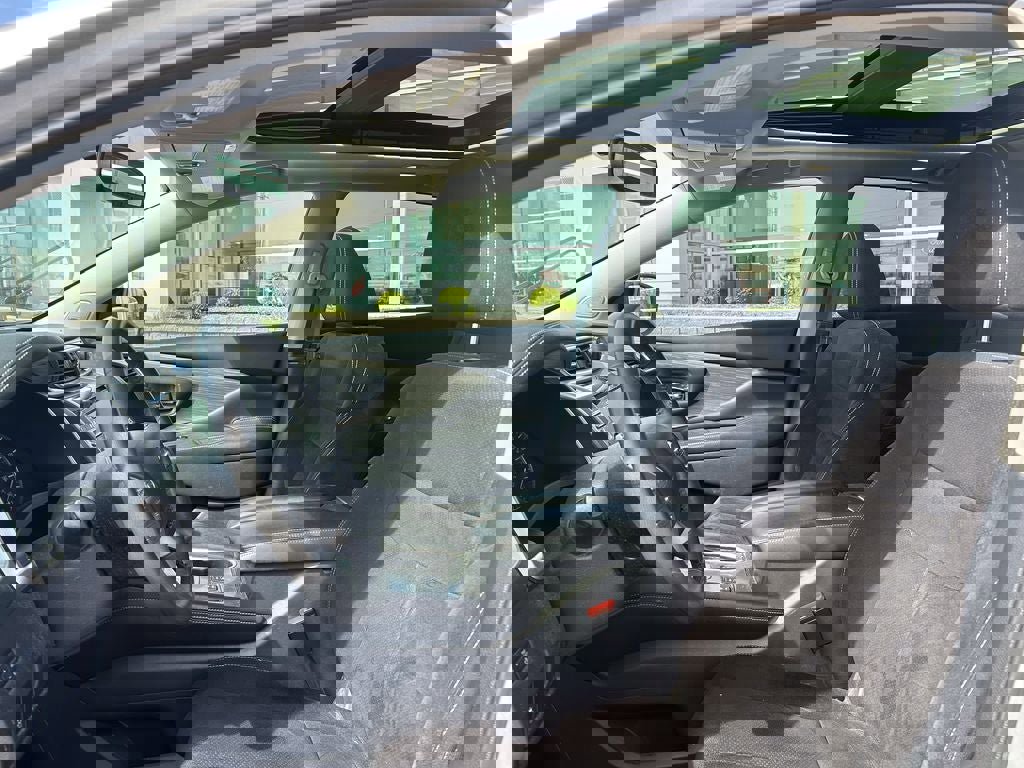 Used 2018 Nissan Murano SV w/ Premium Package image 10