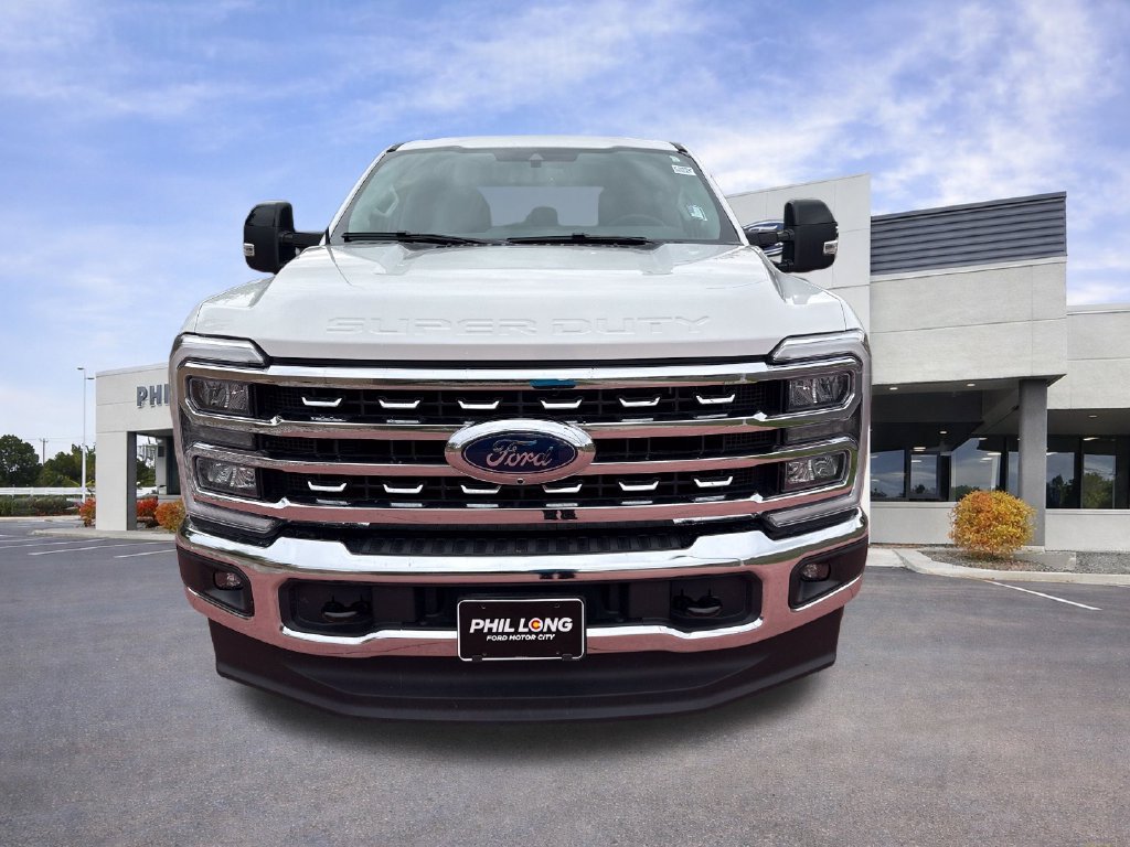 Certified 2025 Ford F250 Lariat AWD/4WD image 2