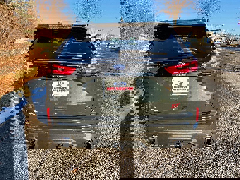 Certified 2022 Ford Edge ST w/ Equipment Group 401A image 5