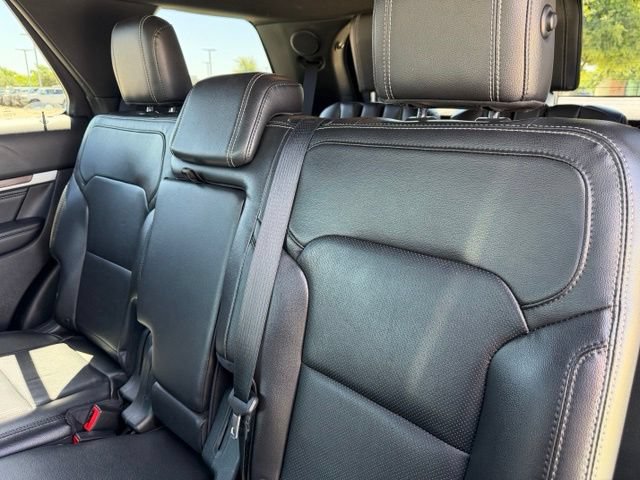 Certified 2018 Ford Explorer Limited FWD image 22