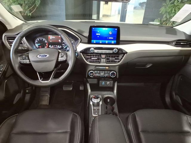 Certified 2021 Ford Escape SEL image 9