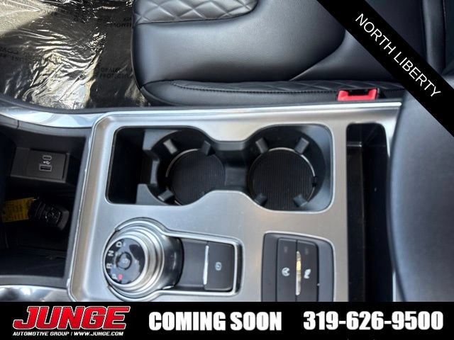 Certified 2024 Ford Edge Titanium AWD/4WD image 21