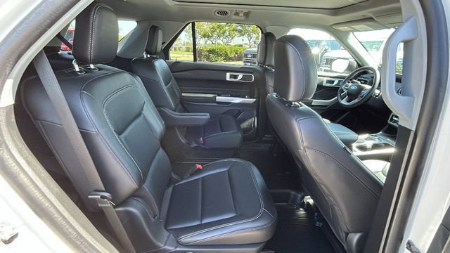 Certified 2023 Ford Explorer XLT w/ Equipment Group 202A AWD/4WD image 13