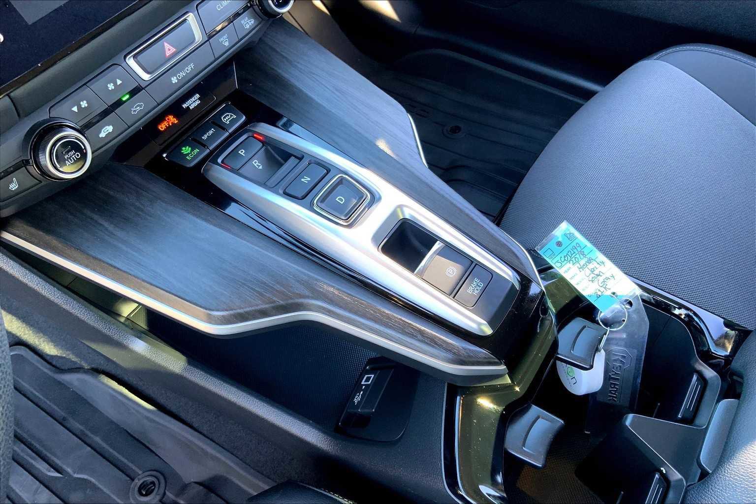 Used 2018 Honda Clarity Plug-In Hybrid image 15