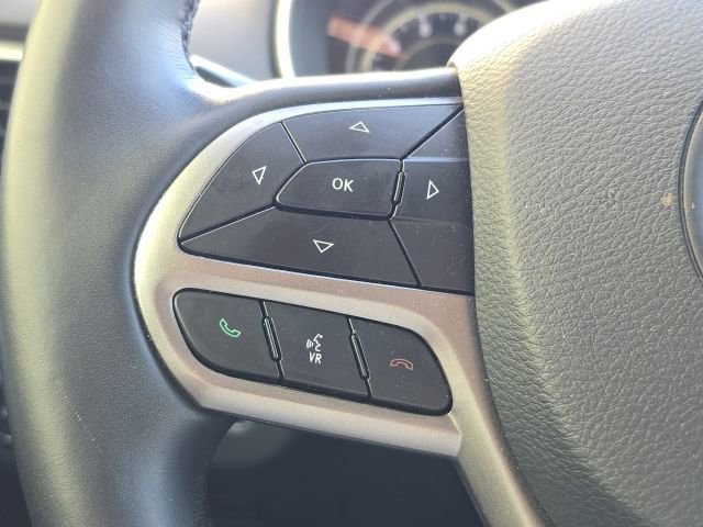 Used 2020 Jeep Cherokee Limited AWD/4WD image 17