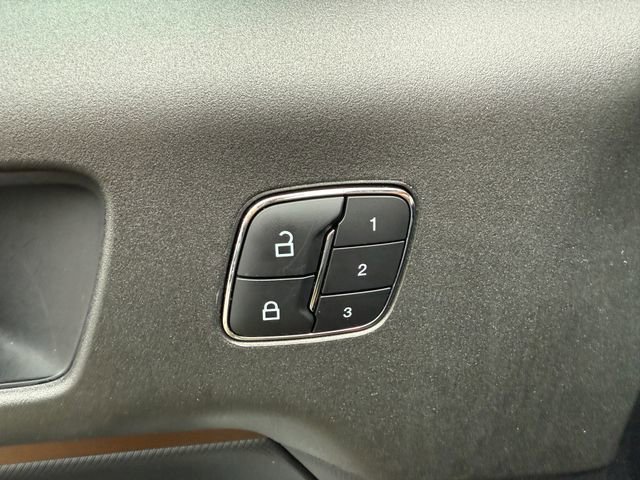 Certified 2025 Ford Bronco Sport Outer Banks w/ Outer Banks Tech Package+ AWD/4WD image 30
