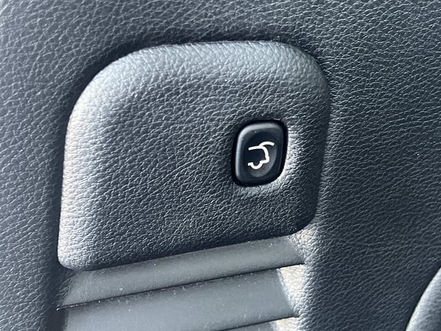 Used 2021 Jeep Grand Cherokee Limited AWD/4WD image 12