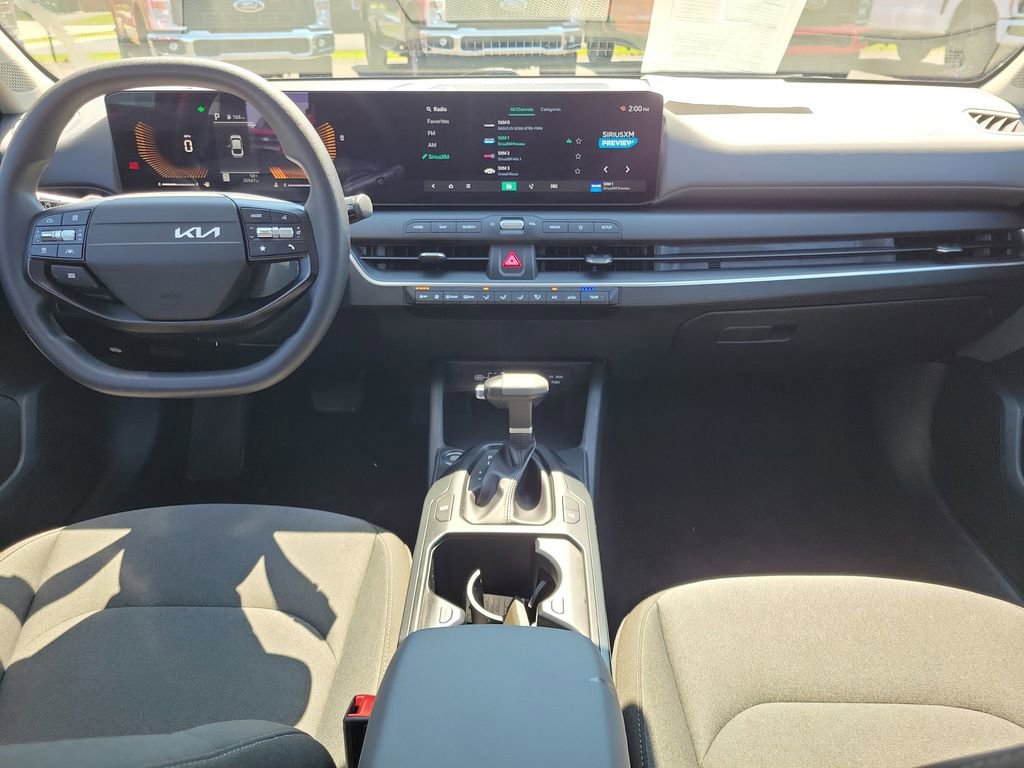 Used 2025 Kia K4 FWD image 11