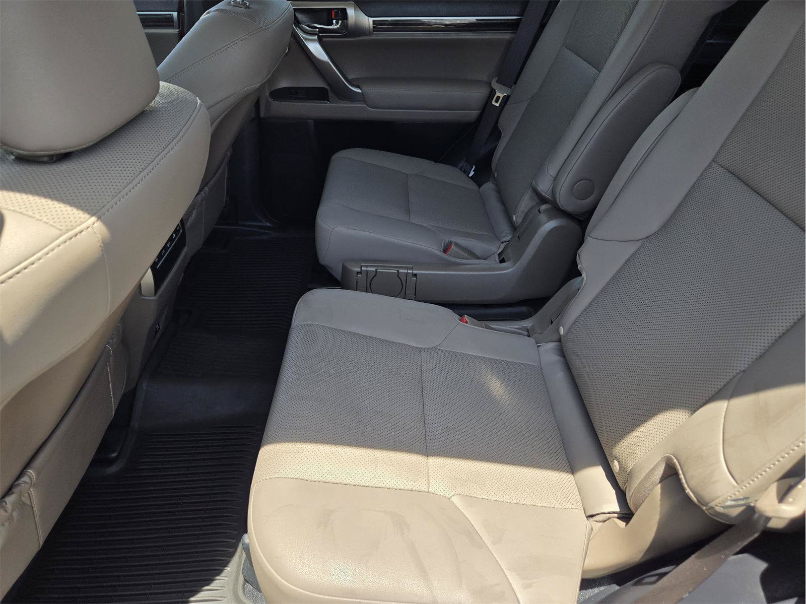 Used 2023 Lexus GX 460 Premium AWD/4WD image 27
