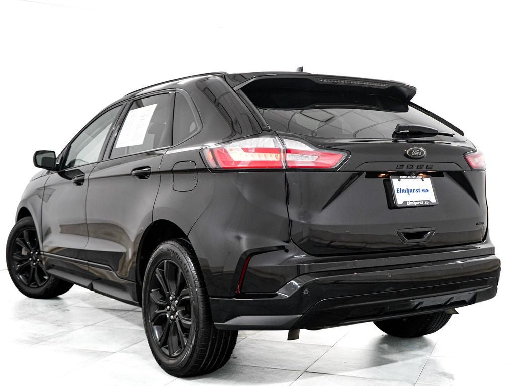 Certified 2024 Ford Edge SE w/ Black Appearance Package AWD/4WD image 5