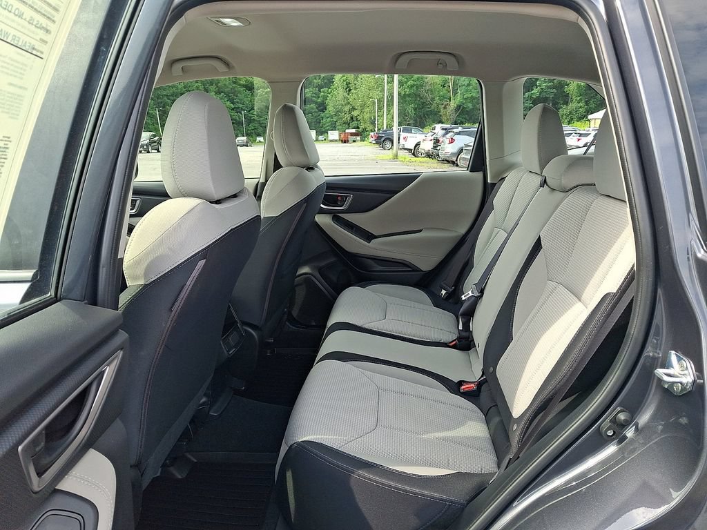 Used 2024 Subaru Forester AWD/4WD image 10