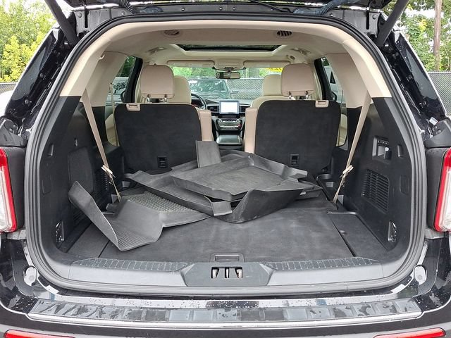 Certified 2022 Ford Explorer Limited w/ Equipment Group 301A AWD/4WD image 31