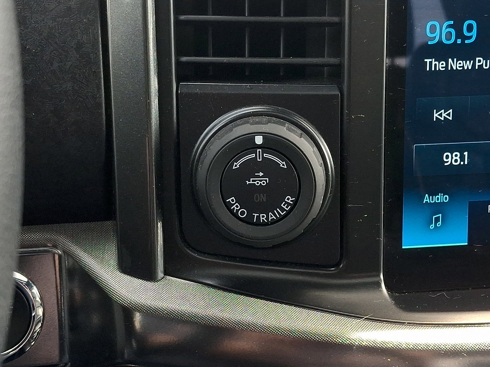 Certified 2023 Ford F150 Tremor w/ Equipment Group 402A High image 23