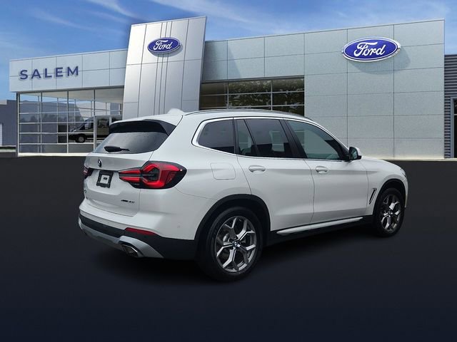 Used 2024 BMW X3 xDrive30i w/ Premium Package AWD/4WD image 3