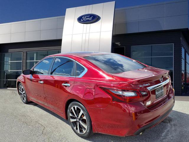 Used 2018 Nissan Altima 2.5 SR FWD image 3