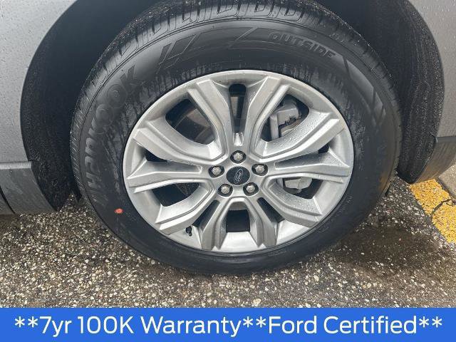 Certified 2024 Ford Edge Titanium image 20