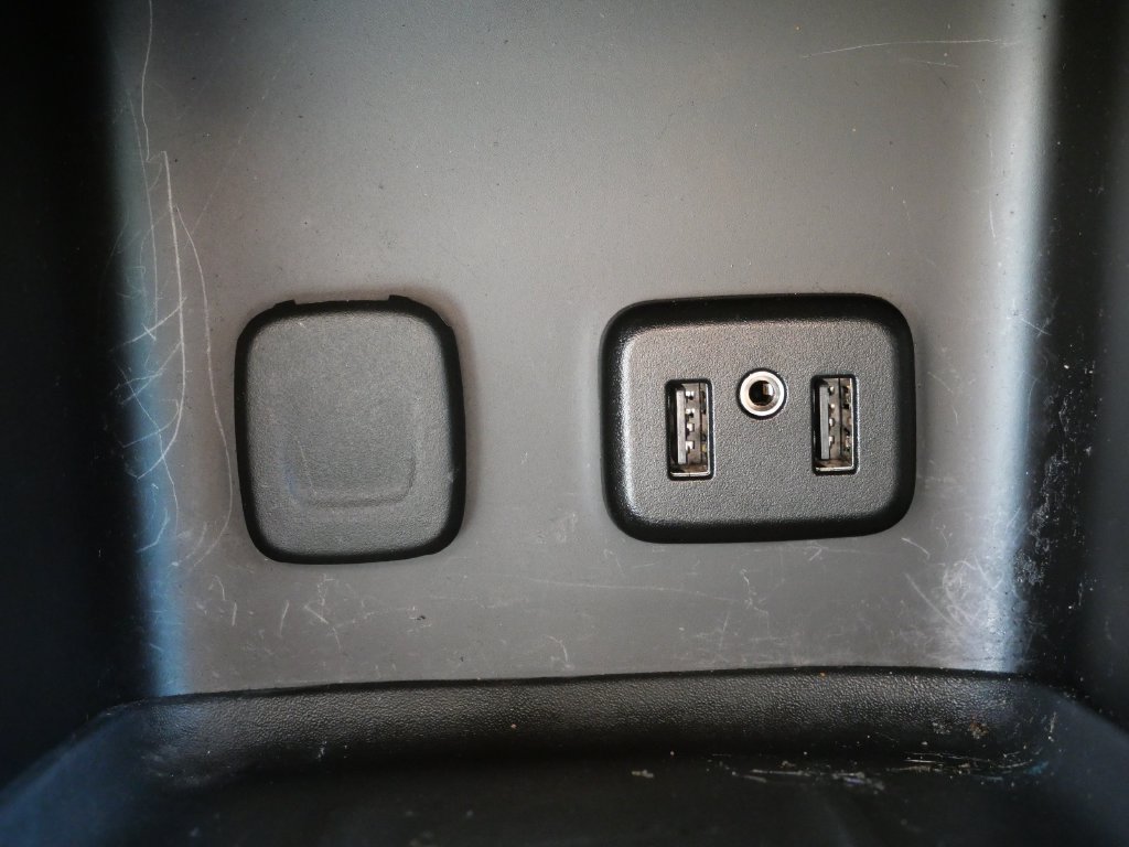 Used 2019 GMC Acadia SLE AWD/4WD image 25