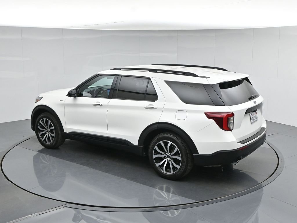 Certified 2022 Ford Explorer ST-Line RWD image 49
