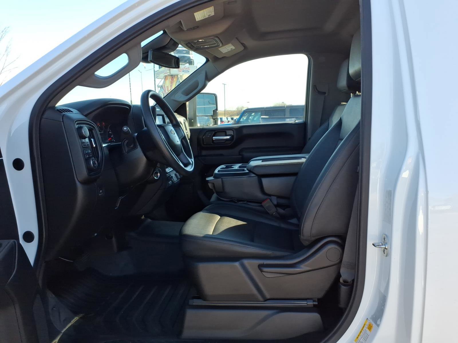 Used 2025 Chevrolet Silverado 2500 W/T w/ WT Convenience Package image 12