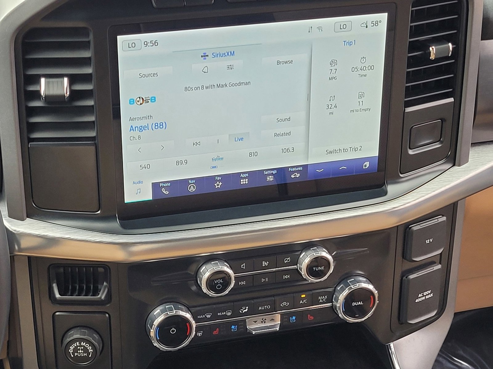 Certified 2022 Ford F150 Lariat w/ Equipment Group 502A High image 15