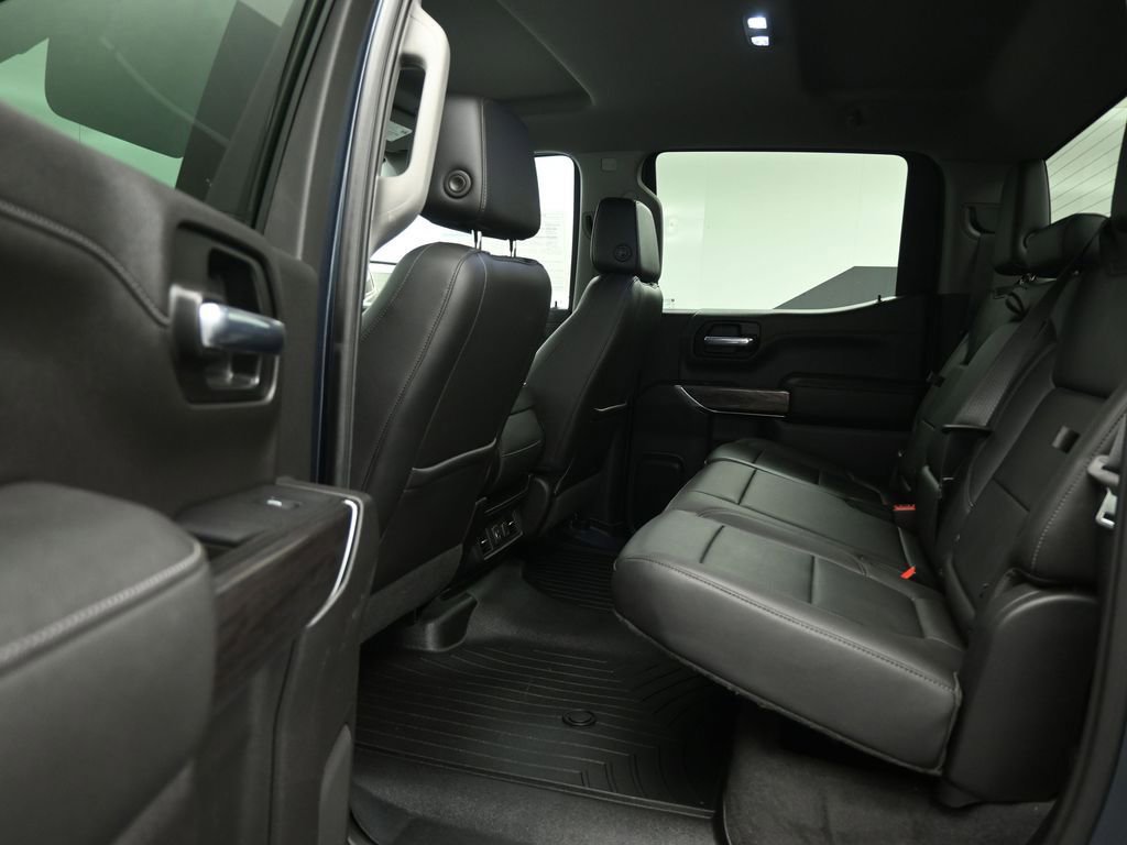 Used 2020 Chevrolet Silverado 1500 LTZ image 36