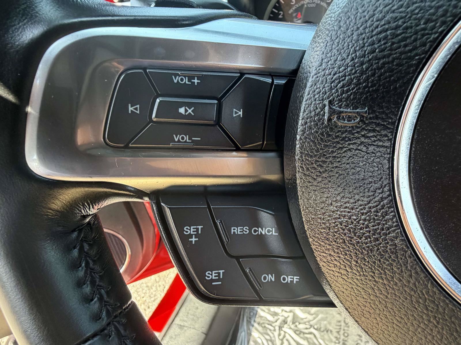 Certified 2020 Ford Mustang Premium RWD image 14