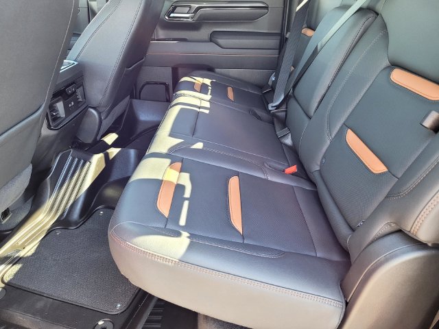 Used 2026 GMC Sierra 1500 AT4 w/ AT4 Premium Package AWD/4WD image 12
